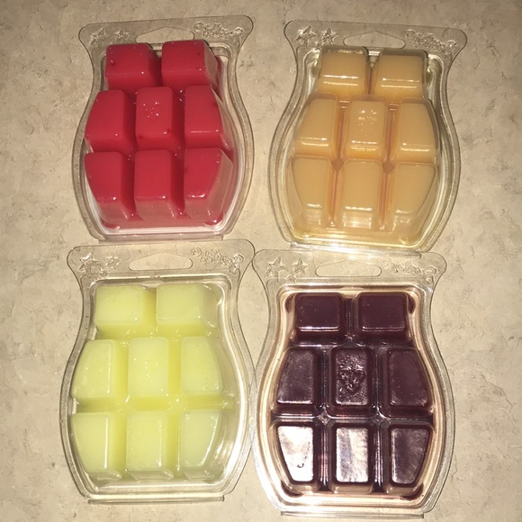 Assorted Scentsy Melts - Picture 6 of 11